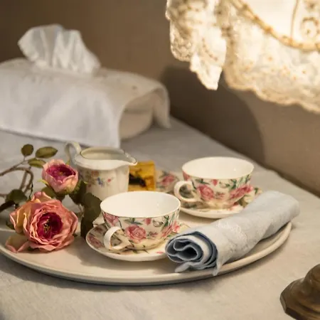 La Valle Bed & Breakfast *